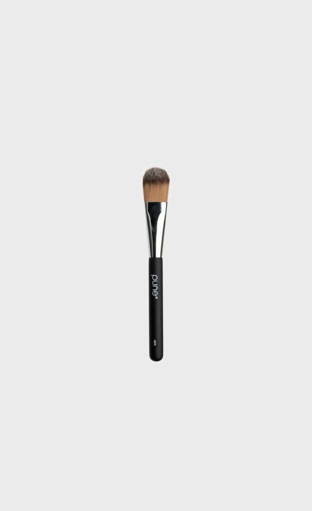 PUNE Flat Foundation Brush, the hair & makeup room, haar makeup apeldoorn, make-up, visagist, visagie, apeldoorn, gelderland, webshop, pune verkooppunt, bruidsmake-up, bruidsmakeup, bruidsvisagie, bruidsvisagist, makeup, make-up workshop, Apeldoorn, Gelderland