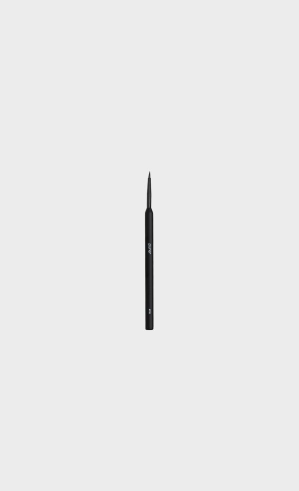 PUNE Precision Eyeliner Brush, the hair & makeup room, haar makeup apeldoorn, make-up, visagist, visagie, apeldoorn, gelderland, webshop, pune verkooppunt, bruidsmake-up, bruidsmakeup, bruidsvisagie, bruidsvisagist, makeup, make-up workshop, Apeldoorn, Gelderland