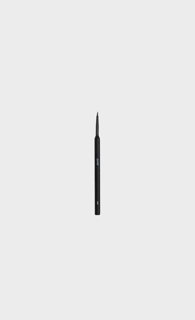 PUNE Precision Eyeliner Brush, the hair & makeup room, haar makeup apeldoorn, make-up, visagist, visagie, apeldoorn, gelderland, webshop, pune verkooppunt, bruidsmake-up, bruidsmakeup, bruidsvisagie, bruidsvisagist, makeup, make-up workshop, Apeldoorn, Gelderland