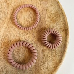 Sterke Siliconen Haarwokkels (set van 3), haaraccessoire, haaraccessoires webshop, online shop, bruidssieraden, haarsieraden bruid, haarsieraad, anisa bieze hairstyling, scrunchies, the hair & makeup room, mooie,