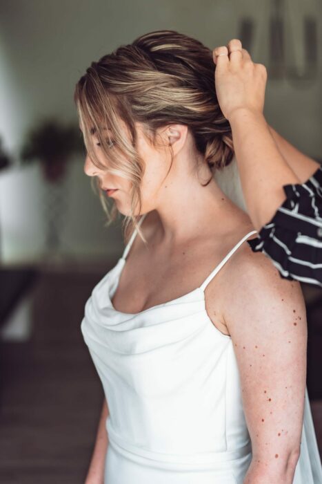 Bruiloft Apeldoorn, trouwen, visagist, aan huis, kapper, hairstylist, visagiste, make-up, maeup, trouwmakeup, trouwvisagie, bruiloftsmakeup, trouwmakeup, bruiloftsvisagie, bruiloftvisagist, thamr, the hair and makeup room, haar makeup apeldoorn, trouwen in, gezocht
