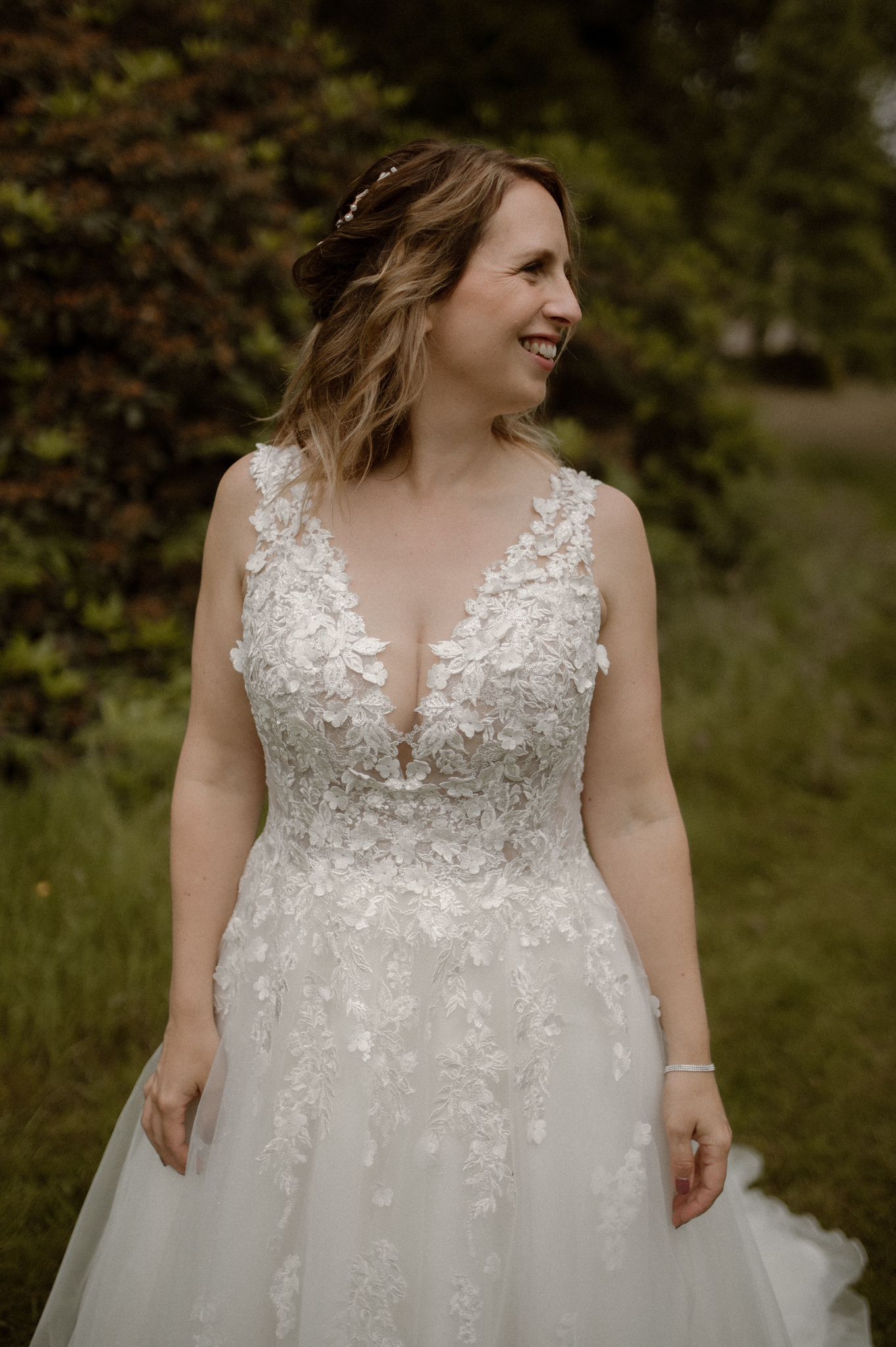 Bruiloft Apeldoorn, trouwen, visagist, aan huis, kapper, hairstylist, visagiste, make-up, maeup, trouwmakeup, trouwvisagie, bruiloftsmakeup, trouwmakeup, bruiloftsvisagie, bruiloftvisagist, thamr, the hair and makeup room, haar makeup apeldoorn, trouwen in, gezocht
