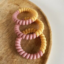 Retro Haarwokkels Siliconen set v 3 - CRPPD), haaraccessoire, haaraccessoires webshop, online shop, bruidssieraden, haarsieraden bruid, haarsieraad, anisa bieze hairstyling, scrunchies, the hair & makeup room, mooie,