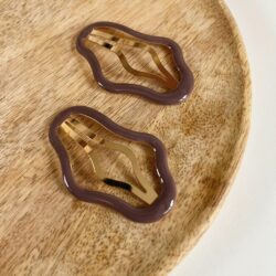 Sierlijke Haarclip Leonie, haaraccessoire, haaraccessoires webshop, online shop, bruidssieraden, haarsieraden bruid, haarsieraad, anisa bieze hairstyling, scrunchies, the hair & makeup room, mooie,