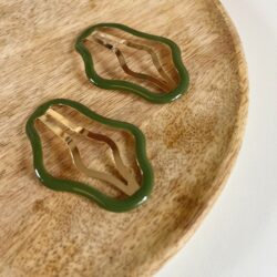 Sierlijke Haarclip Leonie, haaraccessoire, haaraccessoires webshop, online shop, bruidssieraden, haarsieraden bruid, haarsieraad, anisa bieze hairstyling, scrunchies, the hair & makeup room, mooie,