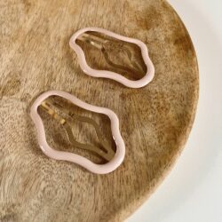 Sierlijke Haarclip Leonie, haaraccessoire, haaraccessoires webshop, online shop, bruidssieraden, haarsieraden bruid, haarsieraad, anisa bieze hairstyling, scrunchies, the hair & makeup room, mooie,