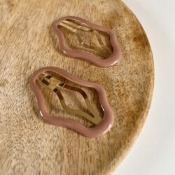 Sierlijke Haarclip Leonie, haaraccessoire, haaraccessoires webshop, online shop, bruidssieraden, haarsieraden bruid, haarsieraad, anisa bieze hairstyling, scrunchies, the hair & makeup room, mooie,