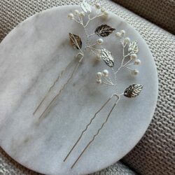 zilveren boho haarspeld met parels, haarsieraden bruiloft, bruid, webshop haar accessoires, bruidssieraden, online kopen, shop, shoppen