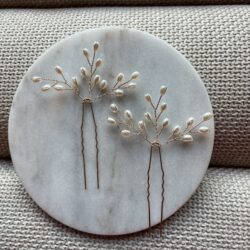 Haarsieraad goud en parels, , haarsieraden bruiloft, bruid, webshop haar accessoires, bruidssieraden, online kopen, shop, shoppen