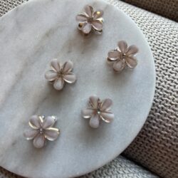 Haarsieraad bloemen clipjes, haarsieraden bruiloft, bruid, webshop haar accessoires, bruidssieraden, online kopen, shop, shoppen