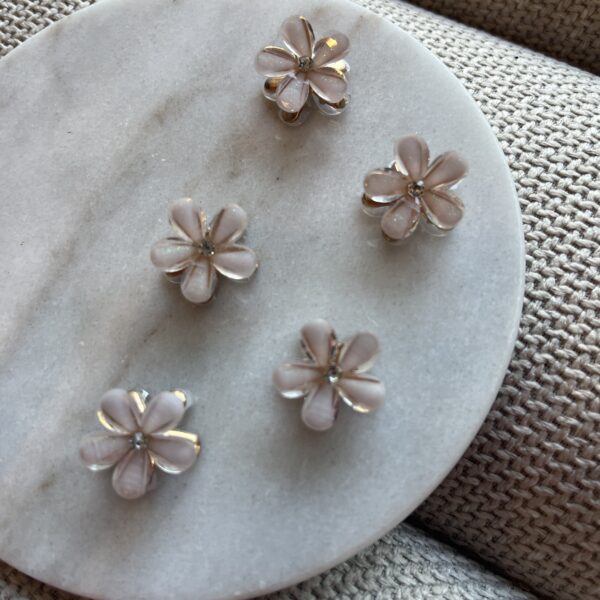 Haarsieraad bloemen clipjes, haarsieraden bruiloft, bruid, webshop haar accessoires, bruidssieraden, online kopen, shop, shoppen