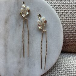 Haarsieraad met steentjes en parels, haarsieraden bruiloft, bruid, webshop haar accessoires, bruidssieraden, online kopen, shop, shoppen